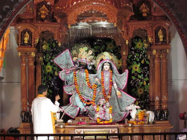 Worship of Radha Krishna at Bankey Bihari Temple, Vrindavan